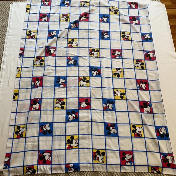 Disney Mickey Mouse Color Block Twin Flat Sheet Made in Canada - Picture 3 of 4